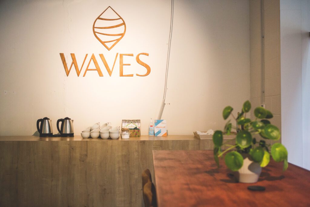 Waves Event Room